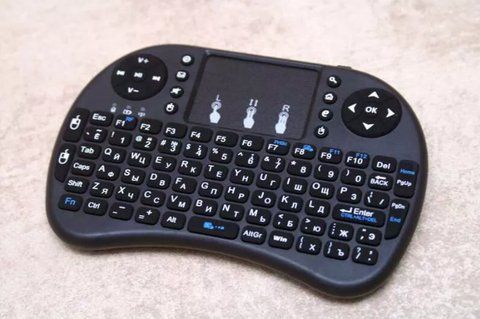 Безпроводова міні клавіатура i8 для смарт ТВ/ПК/планшетів KEYBOARD 3811184 фото