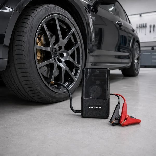 Пускозарядное устройство 965A 4в1 с компрессором 150 PSI Jump Starter 12В, Power Bank, LED фонарь 965A фото