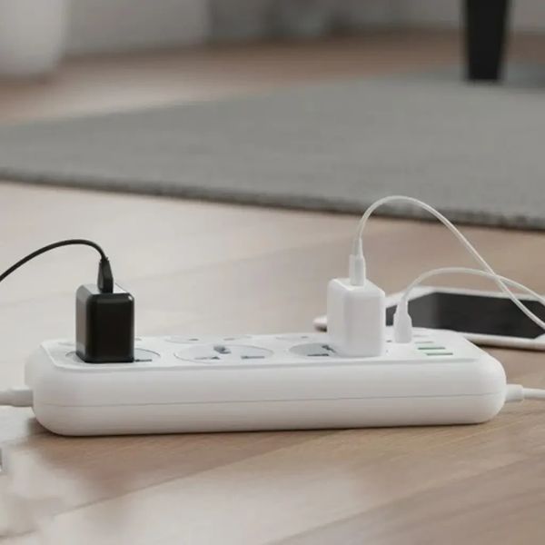 Мережевий фільтр подовжувач 2м, 2500Вт, 6&times;220В, 2хUSB, 1хType-C, WL-1, Білий/Мережевий подовжувач з вимикачем WL1 фото